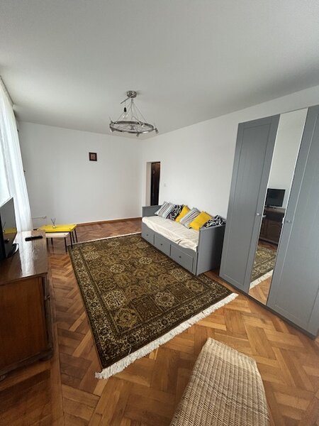 Orizont Afi Palace Drumul Taberei 1 min Metrou Garsoniera decomandata 43 mp